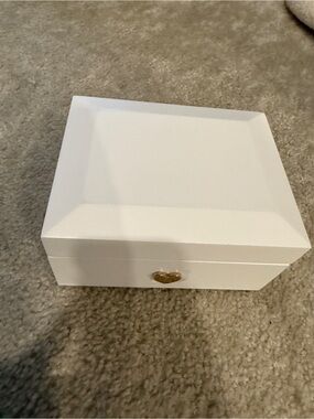 White Decorative Jewelry Music Storage Box w Gold Heart Accent dancing ballerina